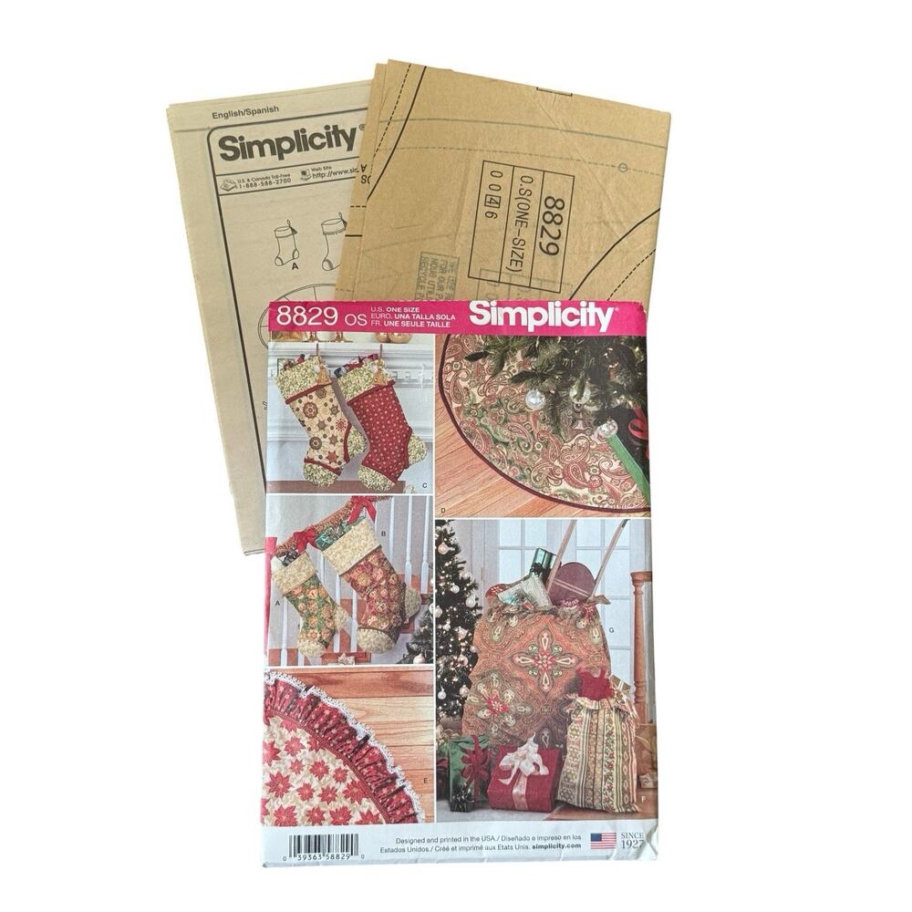 Simplicity 8829 Christmas Stocking Tree Skirt Gift Bag Sewing‎ Pattern UNCUT